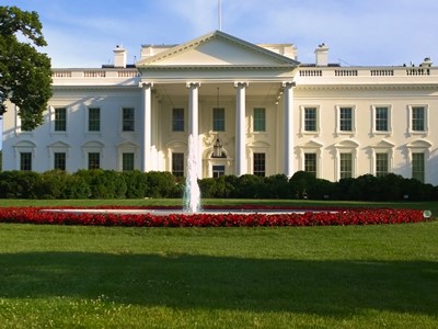 США обещали передать Украине более 12 000 противотанковых систем, 1400 зенитных систем и «сотни» беспилотников
