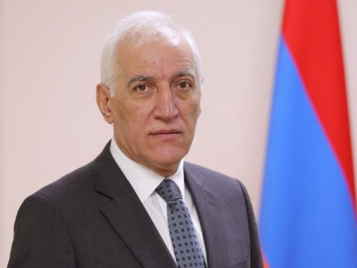 Президент Армении назначил послов