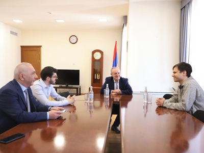 Վահրամ Դումանյանն ընդունել է ծրագրավորման մրցույթի ամենատիտղոսակիր օլիմպիականին