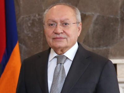 Աղվան Հովսեփյանի քրգործի նախաքննությունն ավարտվել է. նա մեղադրվում է խոշոր չափերի կաշառք ստանալու, փողերի լվացման մեջ