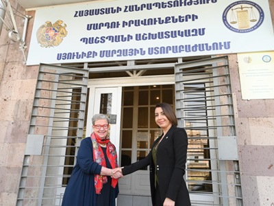ՀՀ ՄԻՊ-ի այցը Սյունիք շարունակվում է. փակ հանդիպում են ունեցել գերեվարված քաղաքացու հարազատի հետ