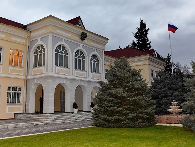 Ադրբեջանցիները բողոքում են «Ուկրաինայում ռուսական ագրեսիայի» դեմ եւ պահանջում խաղաղապահների դուրսբերում Արցախից