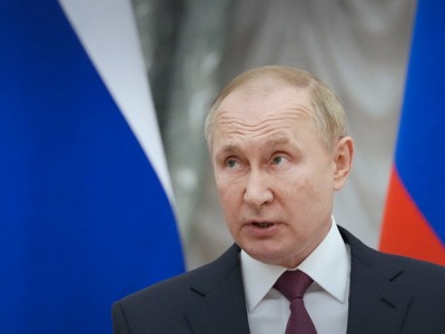 Путин сообщил о необходимости ускорить переход во внешней торговле к рублям и нацвалютам стран-партнеров