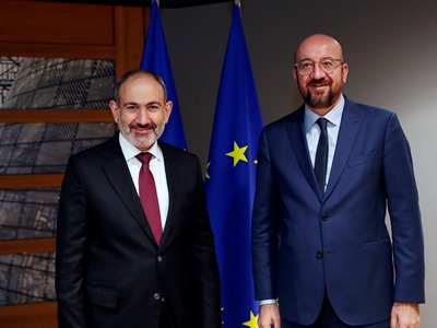 Nikol Pashinyan, Charles Michel discuss process of implementing agreements