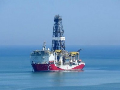 Турция вложит почти десять миллиардов долларов в добычу газа в Черном море