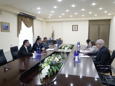 Мэр Еревана и посол США обсудили вопрос расширения взаимодействия
