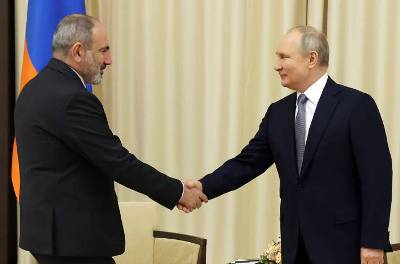 Newspaper: Armenia PM-Russia President meeting in Moscow not held in quite ‘love atmosphere’