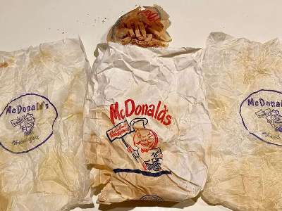McDonald's-ի 60-ամյա վաղեմության ուտելիք է հայտնաբերվել տան վերանորոգման ժամանակ