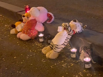 Citizens bring toys and candles to intersection where Pashinyan's motorcade hit pregnant woman to death