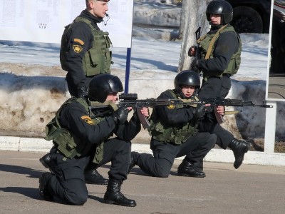 Internal troops of Belarus to be allowed to use special equipment to suppress unrest