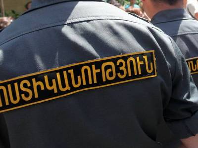 Ոստիկանները բերման են ենթարկել Արթուր Վանեցյանի որդուն եւ էլի մի քանի ցուցարարի
