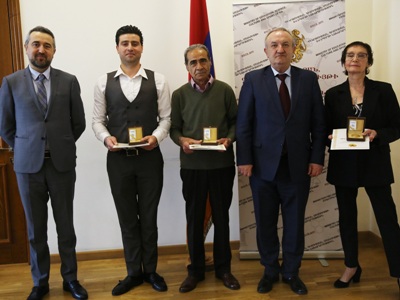 Վահրամ Դումանյանը Պարի միջազգային օրվա առթիվ պարգևատրել է ոլորտի նվիրյալներին