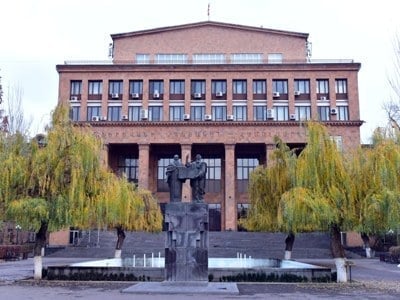 ԵՊՀ-ում դատարկ լսարաններ են. ուսանողները մասսայաբար միացել են դասադուլի կոչին. Քրիստինե Վարդանյան