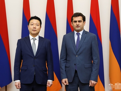 Հակոբ Արշակյանն ընդունել է Ճապոնիայի խորհրդարանական արտաքին գործերի նախարարի տեղակալի գլխավորած պատվիրակությանը