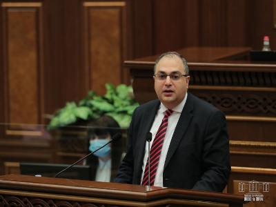 Տեղի ունեցողը հինգերորդ շարասյանը բնորոշ գործողություններ են. Վլադիմիր Վարդանյանը՝ ընդդիմության ակցիաների մաիսն