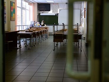 44-летняя учительница совратила ученика и попала под суд