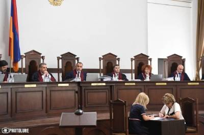 «Հրապարակ». Նիկոլ Փաշինյանի գրպանային Սահմանադրական դատարանը. մեկ շաբաթում 3 նիկոլահաճո որոշում