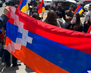 «Կաթվածահար կանենք երթեւեկությունը» Իրադրությունը շիկացավ Սեբաստիա փողոցում