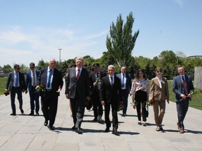 ՌԴ հաշվիչ պալատի նախագահ Ալեքսեյ Կուդրինն այցելել է Հայոց ցեղասպանության հուշահամալիր