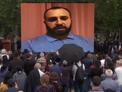 Diaspora Armenians join opposition fight