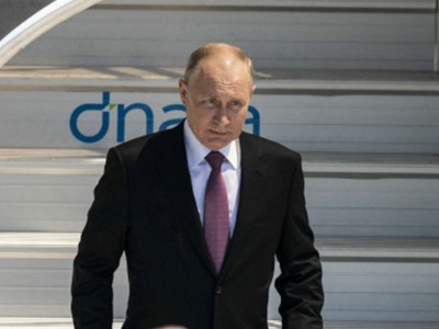 Turkey expects Putin's visit, Kremlin denies information