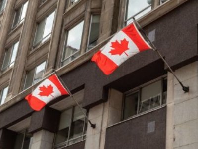 Canada denies entry to 1,000 Russians, including President Putin