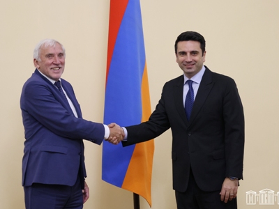 Հայաստանն ակնկալում է Չեխիայի աջակցությունը՝ վիզաների ազատականացման շուրջ երկխոսության մեկնարկի հարցում. Ալեն Սիմոնյան