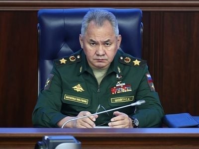 Шойгу доложил Путину о полном взятии «Азовстали» и Мариуполя