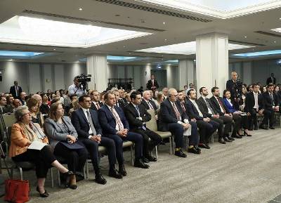«Грапарак»: Какое проявление демократии!