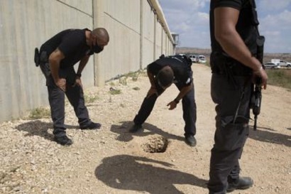 Israeli court sentences 6 Palestinian prisoners to 5 years in prison for escaping from prison