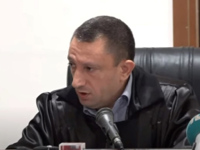 Փաշինյանի դեմ քրգործ հարուցելու բողոքը քննող դատավոր Բիշարյանն ինքնաբացարկի հարցով որոշումը կհրապարակի 17։00-ին