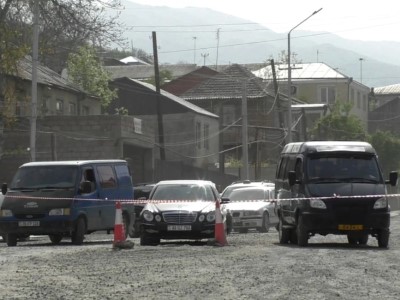 Վանաձորցիներն անժամկետ փակել են քաղաքի գլխավոր ճանապարհներից մեկը. Azatutyun.am