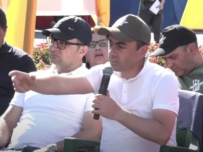 Opposition presents agenda of extraordinary session of Armenian Parliament