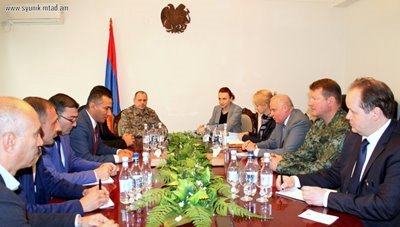Սյունիքում անվտանգության ապահովման հարցում ամենակարևորը ռուս սահմանապահների դերակատարումն է, մարզպետն ասել է ՌԴ դեսպանին