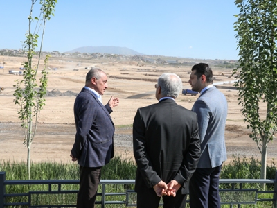 Փոխվարչապետին ներկայացվել է Տիչինայի փողոցին և Հյուսիս-հարավ մայրուղուն հարող թաղամասում սկսած քաղաքաշինական ծրագիրը