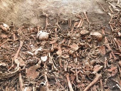 Mass grave of decapitated bodies found in Congo