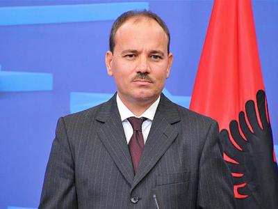 Former Albanian president dies