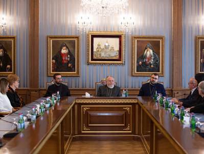 Ամենայն Հայոց Կաթողիկոսն ընդունել է Եկեղեցիների համաշխարհային խորհրդի պատվիրակության անդամներին