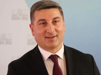 Ձեզ ինչի՞ է թվում՝ մինչև պաշտոնյա դառնալը սոված մեռնում էինք, ավելի լավ էինք ապրում, հատկապես՝ ես․ Սանոսյան․ aravot.am