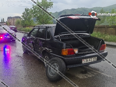 Լոռու մարզում բախվել են Scania բեռնատարն ու ՎԱԶ 2115-ը