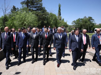 CSTO Parliamentary Assembly delegates visit Mother Armenia monument (PHOTOS)