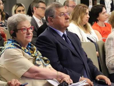 ԵՄ դեսպանը գոհ եւ ապահով նստած է նախկինի նախկին Գագիկ Ջհանգիրյանի կողքին. Ագնեսա Խամոյան