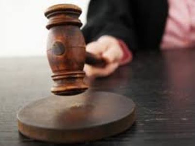Суд в Египте приговорил к смертной казни мужчину, зарезавшего коптского священника