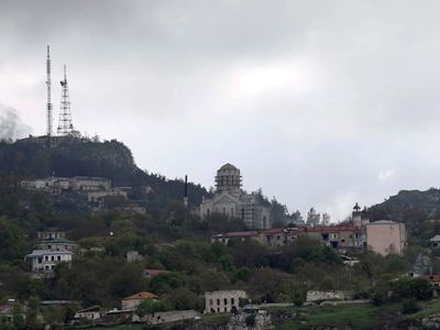 В оккупированном Азербайджаном армянском Шуши проходит конференция к годовщине так называемой «Шушинской декларации»