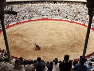 At least 4 dead after stand collapses during bullfight in Colombia