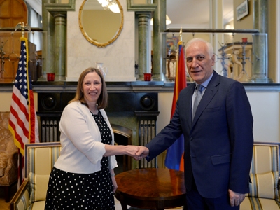 Armenia President visits US envoy’s residence