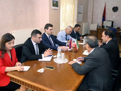 ՏԿԵ փոխնախարարն առաջարկել է Հայաստանի և Իրանի բեռնափոխադրողներին ազատել հարկերից ու տուրքերից