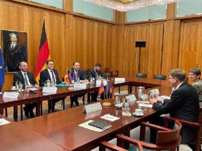 Armenia deputy FM in Berlin, presents current situation on Karabakh conflict