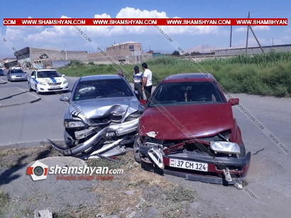 Արարատի մարզում բախվել են Volkswagen-ն ու Opel-ը. կան վիրավորներ
