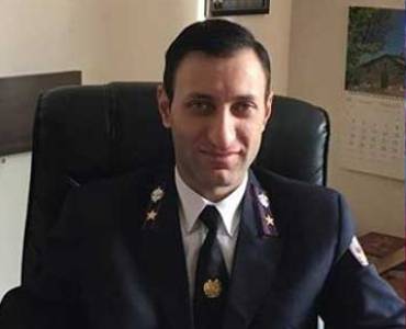 «Հրապարակ». Պարեկները երեխայի աչքի առաջ հարվածել են դատախազին, տարել բաժին, ծեծել՝ վնասելով քիթը